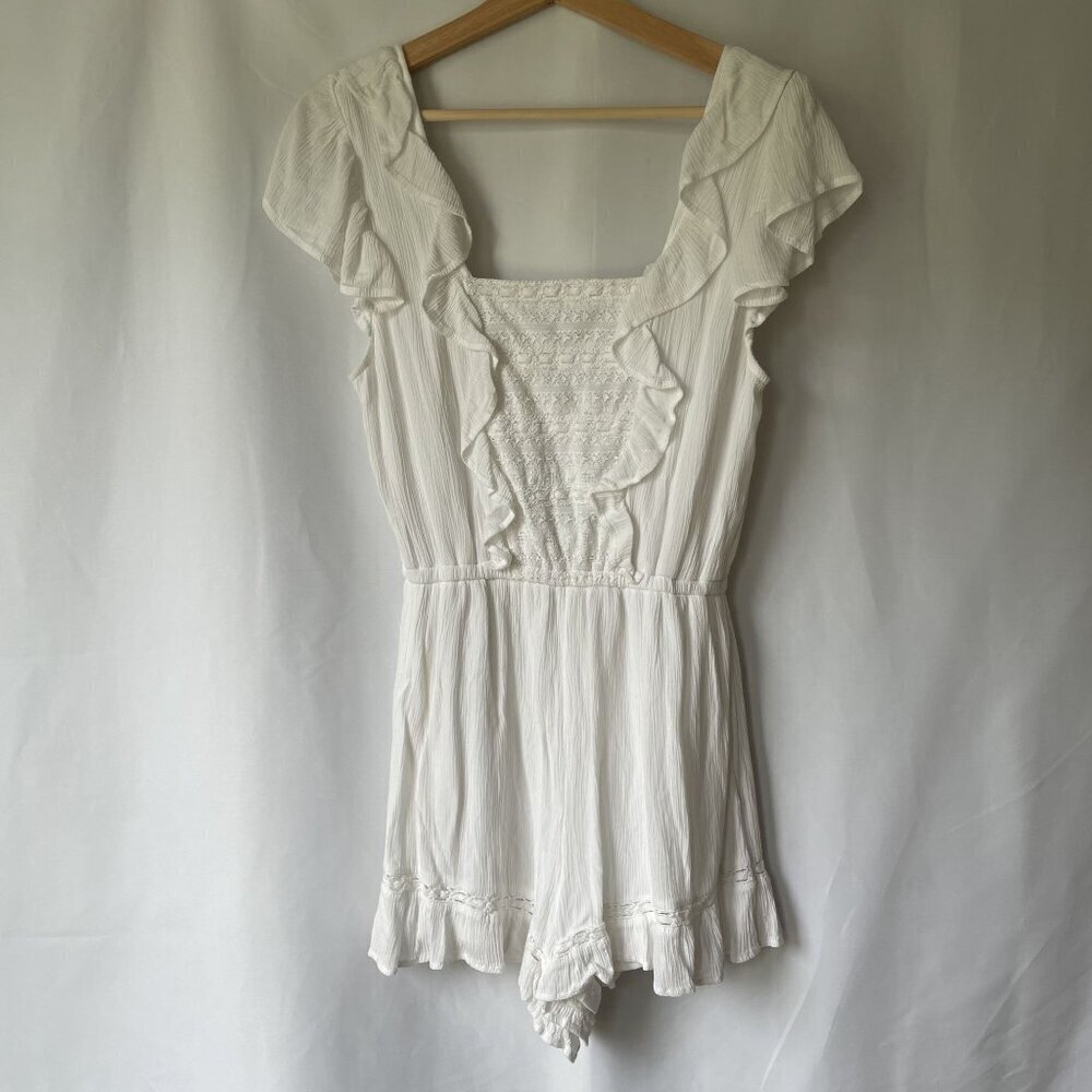 American Eagle white flirty flowy romper short sleeves frilly square neckline